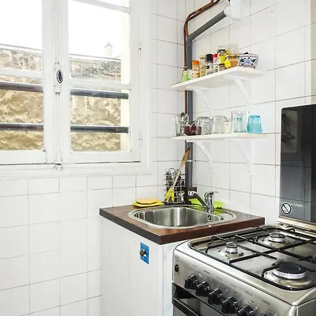 Belleville Comfortable 1 Bedroom * Parigi