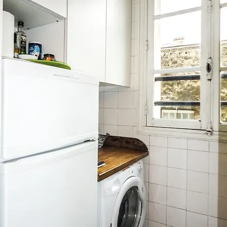 Appartamento Belleville Comfortable 1 Bedroom