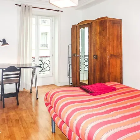 Belleville Comfortable 1 Bedroom Appartamento