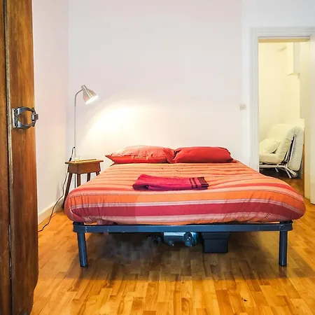 Appartamento Belleville Comfortable 1 Bedroom Parigi